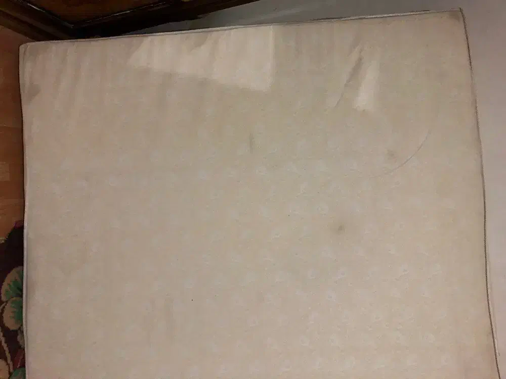 ابرتخت دونفره سفت ومحکم.|تشک تختخواب|فلاورجان, |دیوار