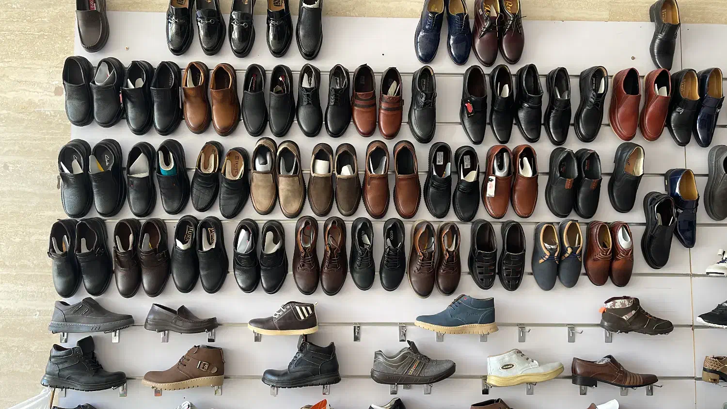 واگذاری کفش ها زیر قیمت|کیف، کفش، کمربند|ماهان, |دیوار