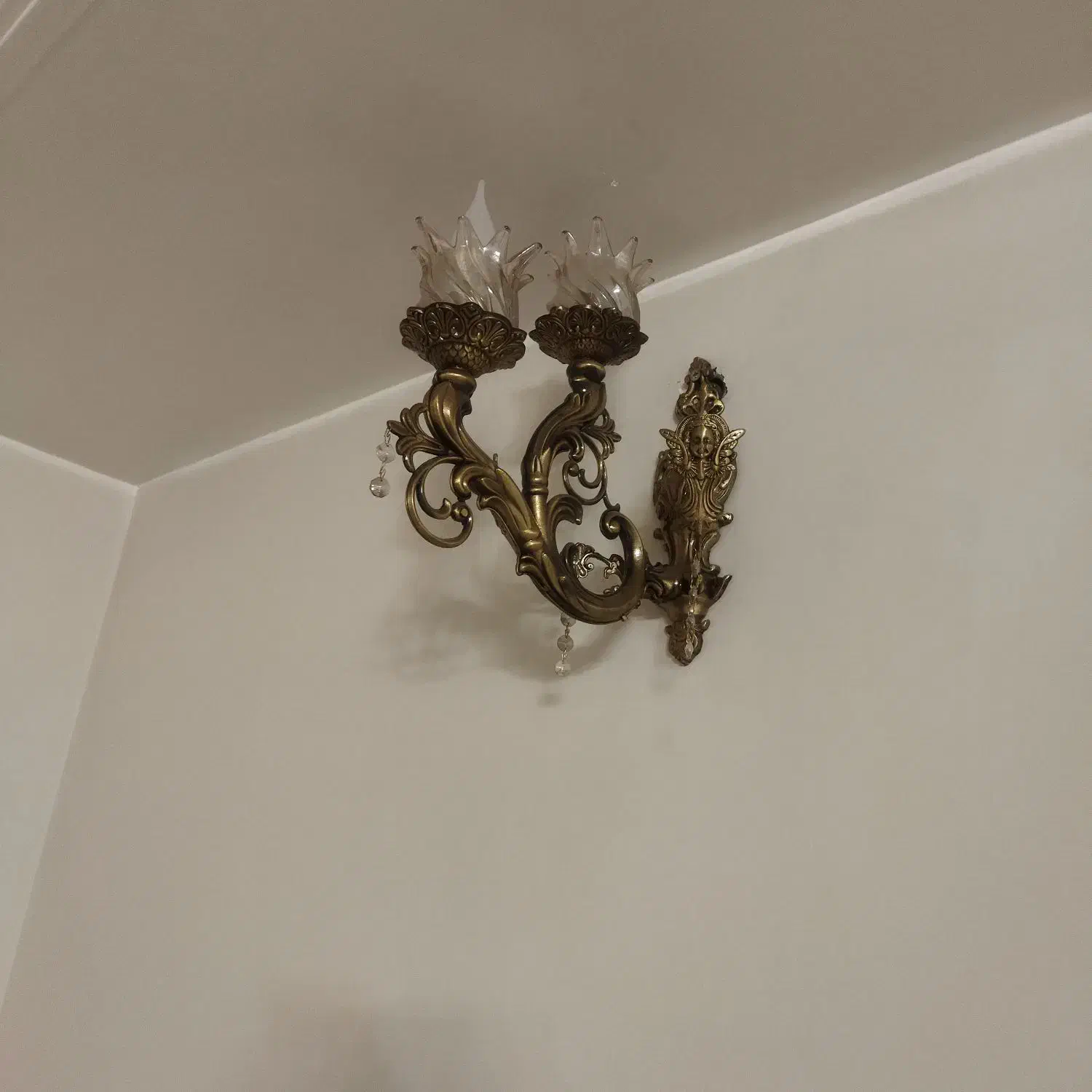 لوستر برنجی در حد نو واقعی|لوستر و چراغ آویز|تهران, خانی آباد نو جنوبی|دیوار