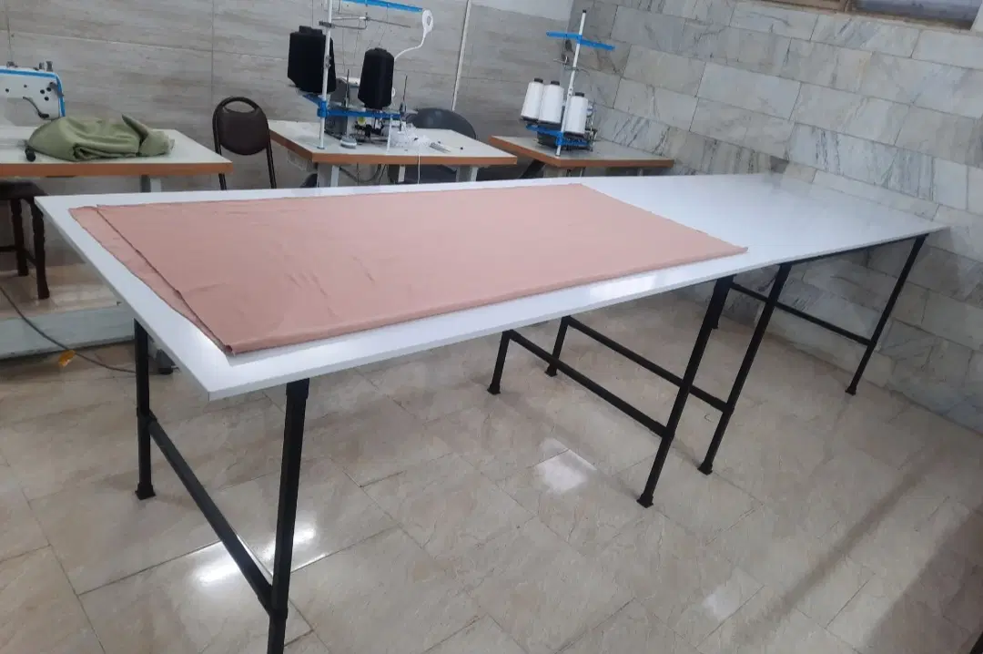 تعداد محدود میز برش و میز اتو رگال با پروفیل|لوازم خیاطی و بافتنی|تهران, دولتآباد|دیوار