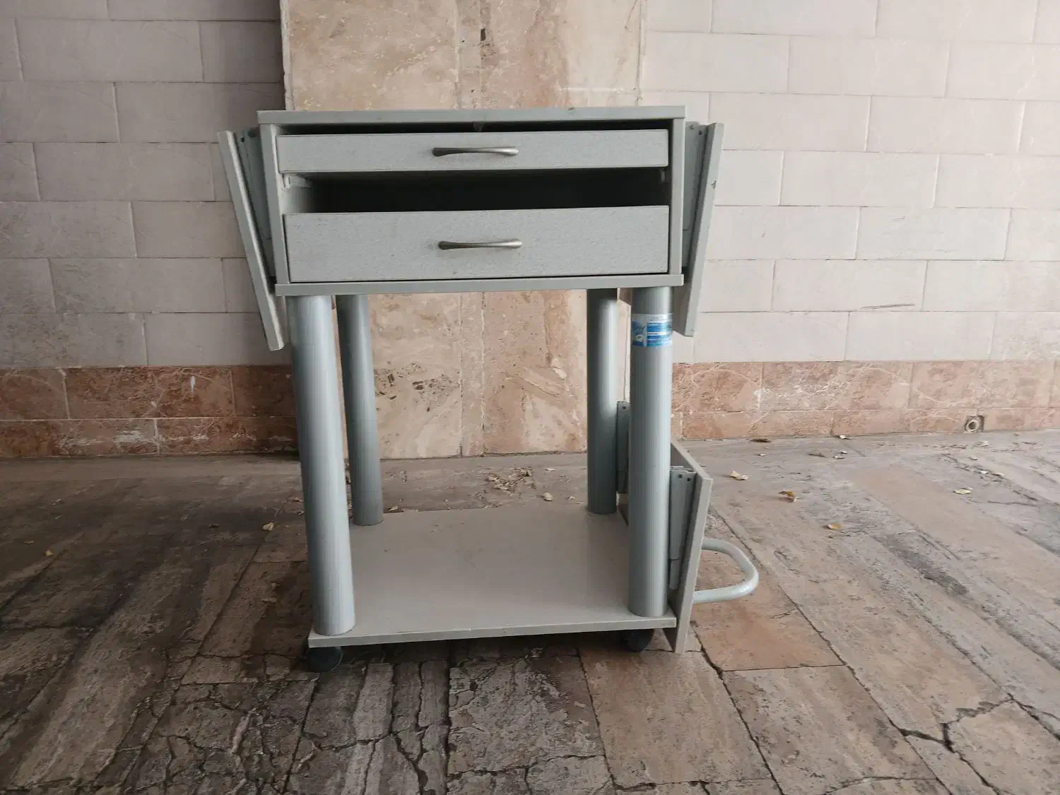 میز کامپیوتر تا شو اورجینال /زیر قیمت|میز تحریر و کامپیوتر|تهران, جنت‌آباد مرکزی|دیوار