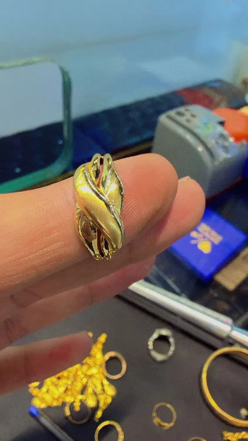 انگشتر|جواهرات|لردگان, |دیوار