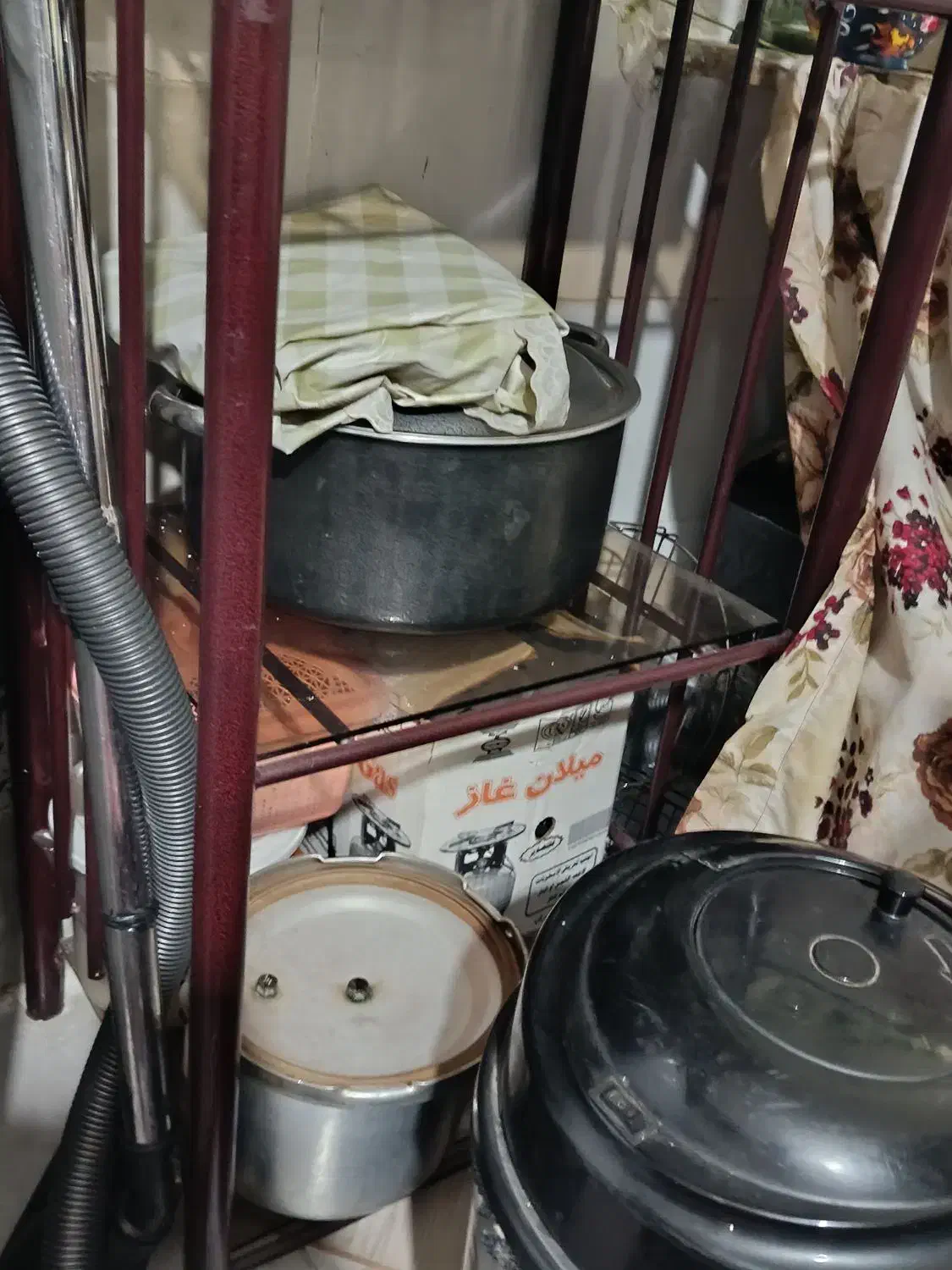 پایه دکوری فرفوژه سالم|کتابخانه، شلف، قفسه‌های دیواری|مشهد, بهمن|دیوار