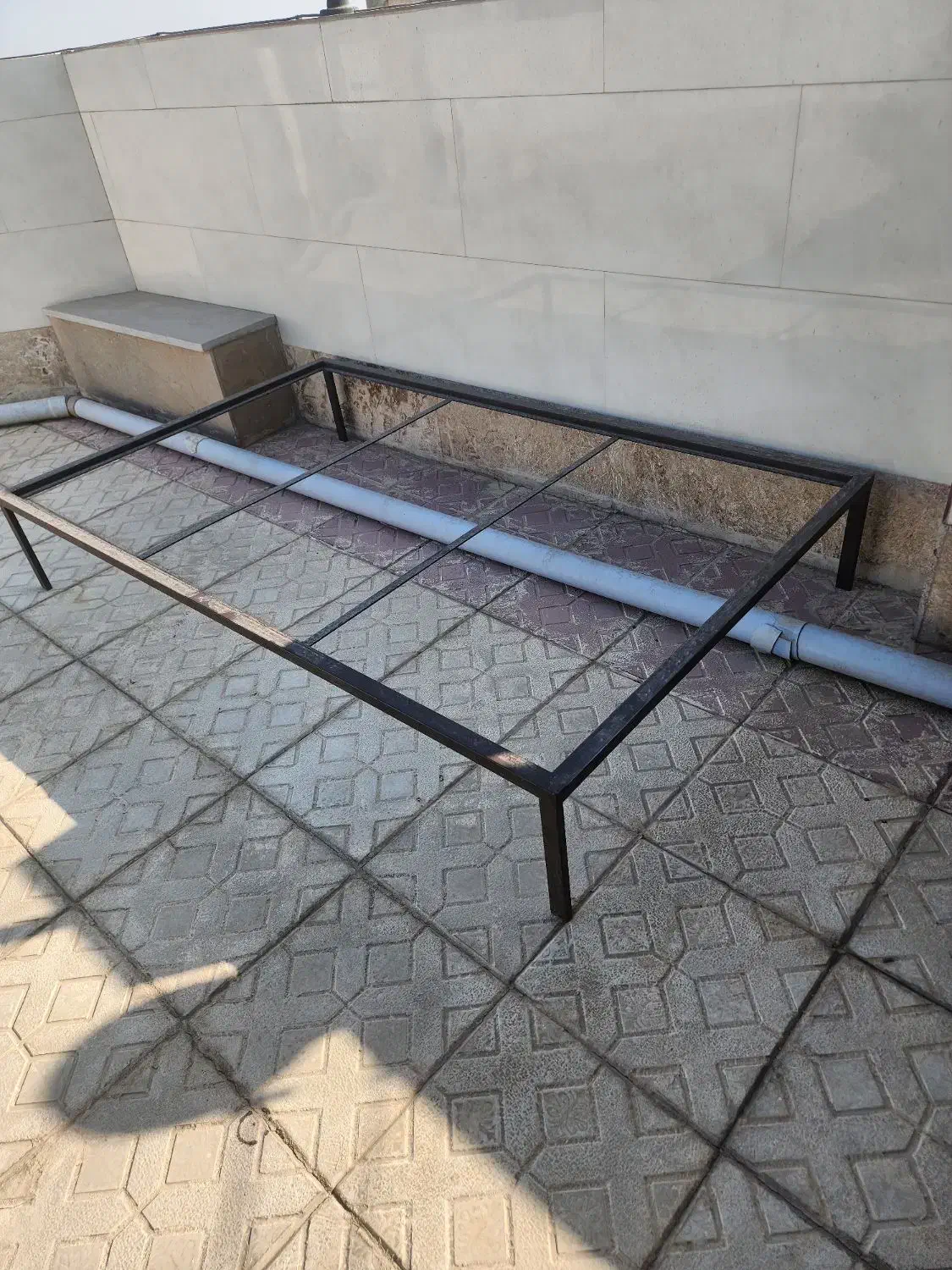 فروش تخت بزرگ مناسب برای باغ و حیاط|تخت و سرویس خواب|شهریار, شهرک مصطفی خمینی|دیوار