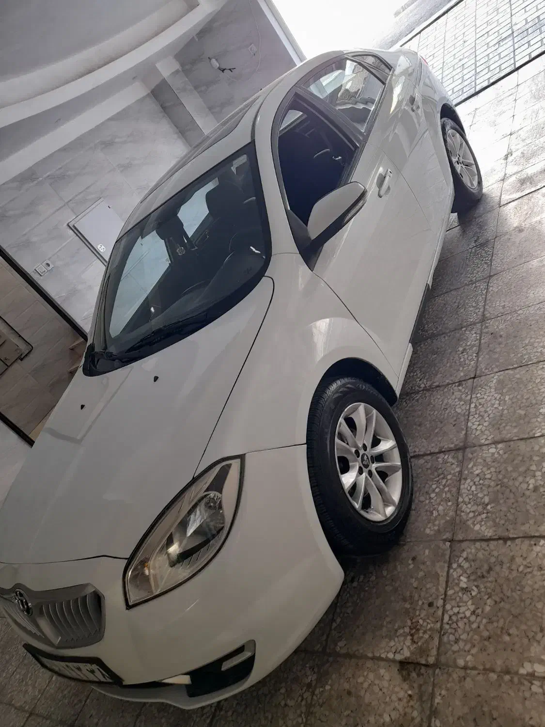 برلیانس ۳۳۰ اتومات بیرنگ قابل معاوضه باخودرو|خودرو سواری و وانت|تهران, وردآورد|دیوار