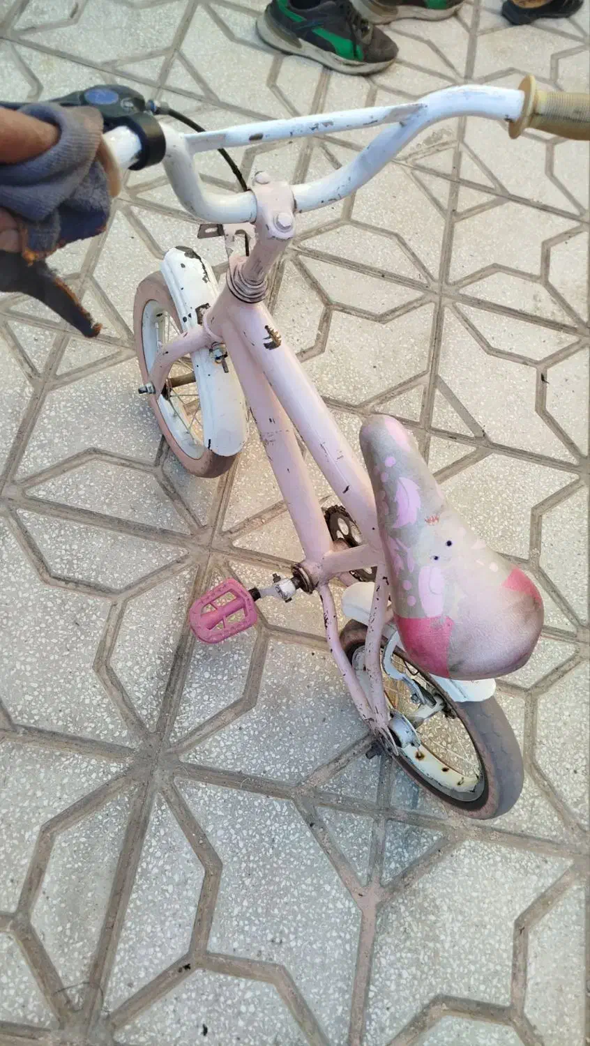 سه تاچرخ سالم چرخ سایز 20درحد هستش|دوچرخه، اسکیت، اسکوتر|سبزوار, قلعهنو دهزار|دیوار