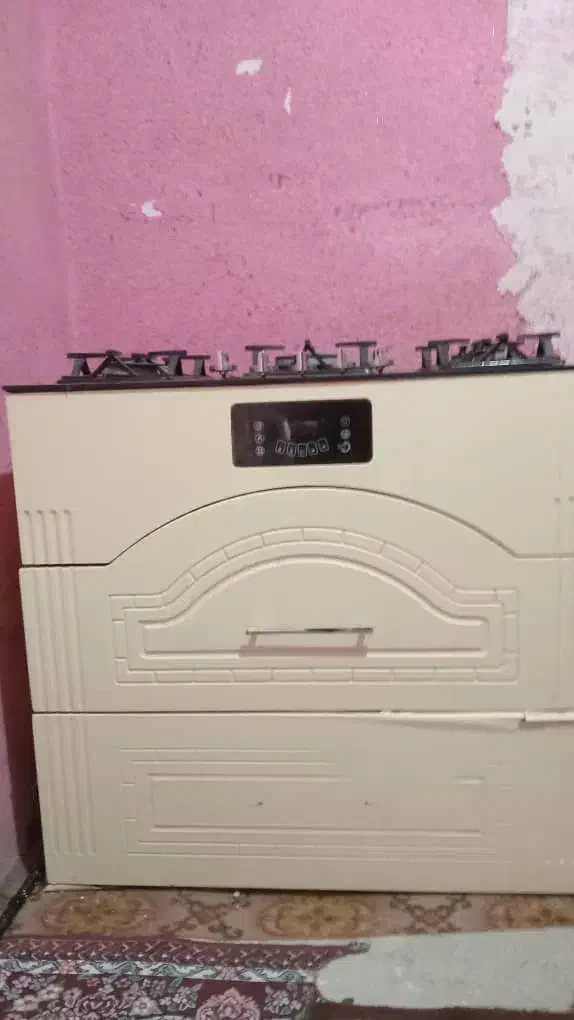 گازپنج شعله سالم وتمیز|اجاق گاز و لوازم برقی پخت‌وپز|بندرعباس, |دیوار