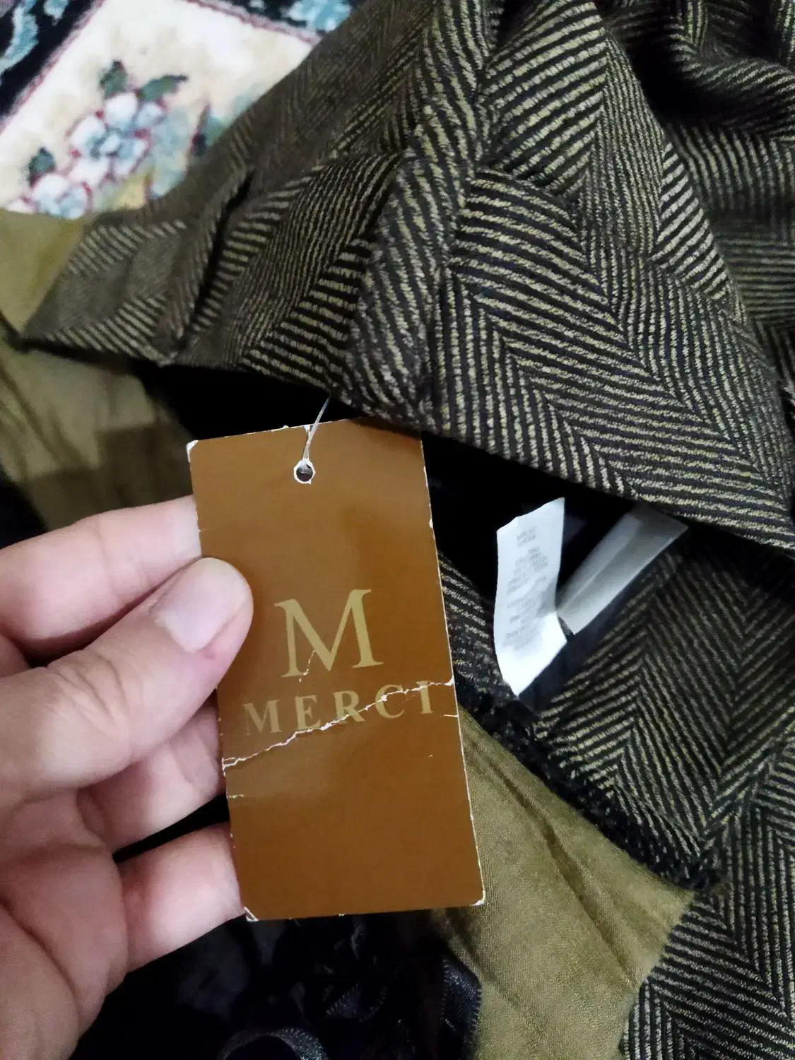 شلواردمپا|لباس|کنگاور, |دیوار