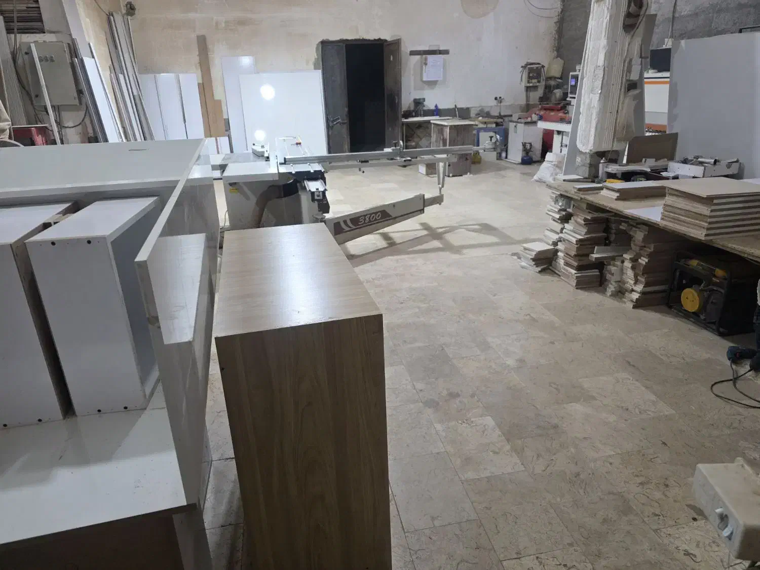 استخدام استاکار کابینت حرفه ای با حقوق و بیمه|استخدام صنعتی، فنی، مهندسی|بیرجند, |دیوار