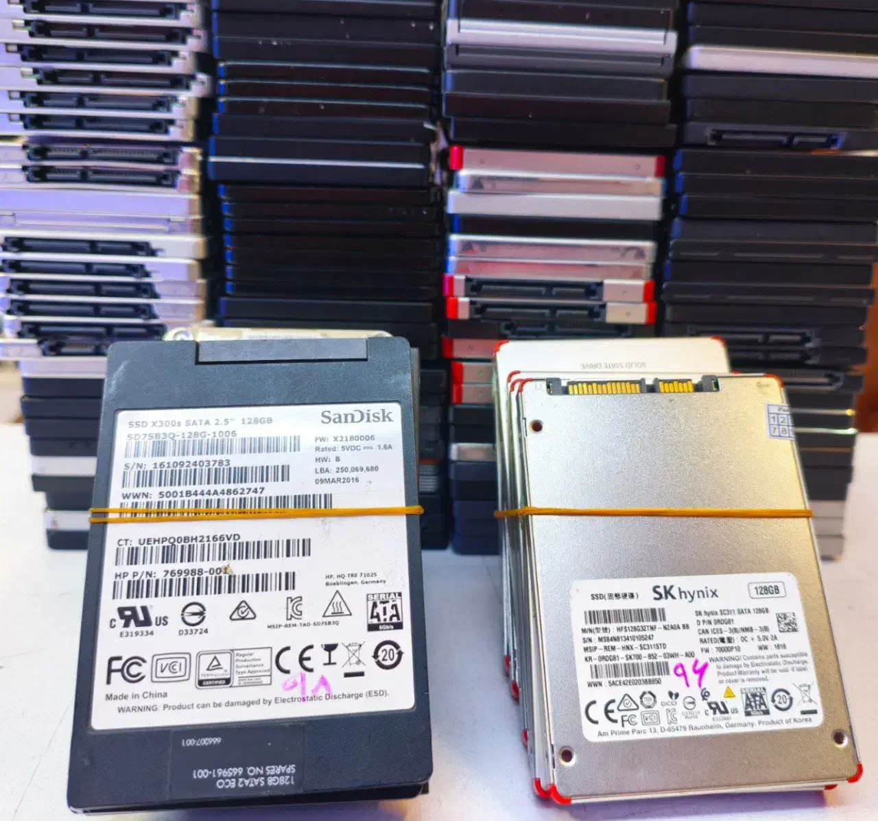 SSD 128گیگ|قطعات و لوازم جانبی رایانه|تهران, فلسطین (میدان انقلاب)|دیوار