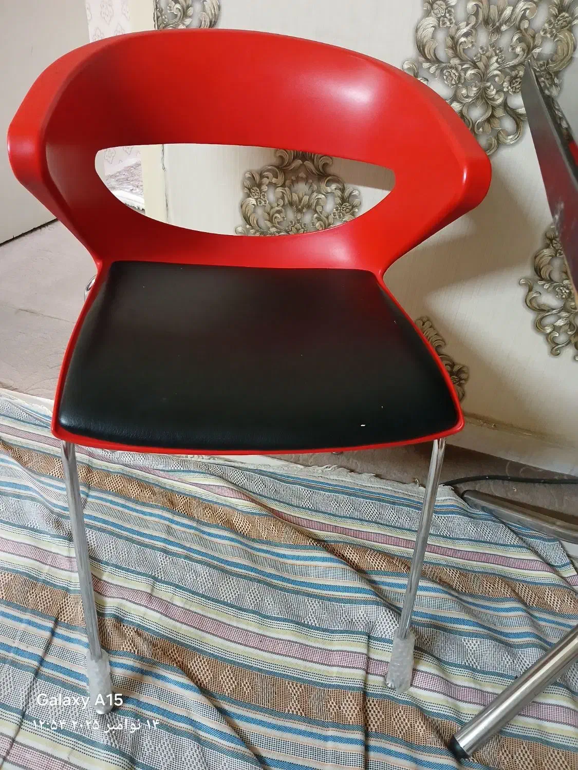 میز و صندلی. غذا خوری|میز و صندلی غذاخوری|فردیس, دهکده|دیوار