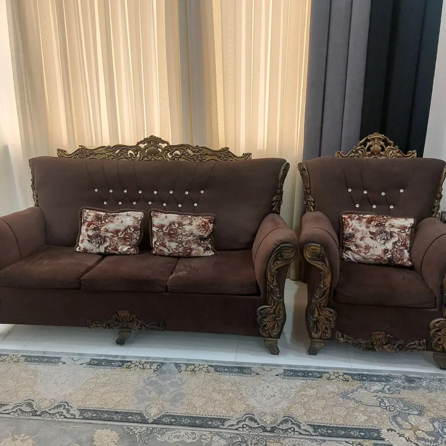 فروش مبل هفت نفره و میز عسلی|مبلمان خانگی و میز عسلی|بندرعباس, |دیوار