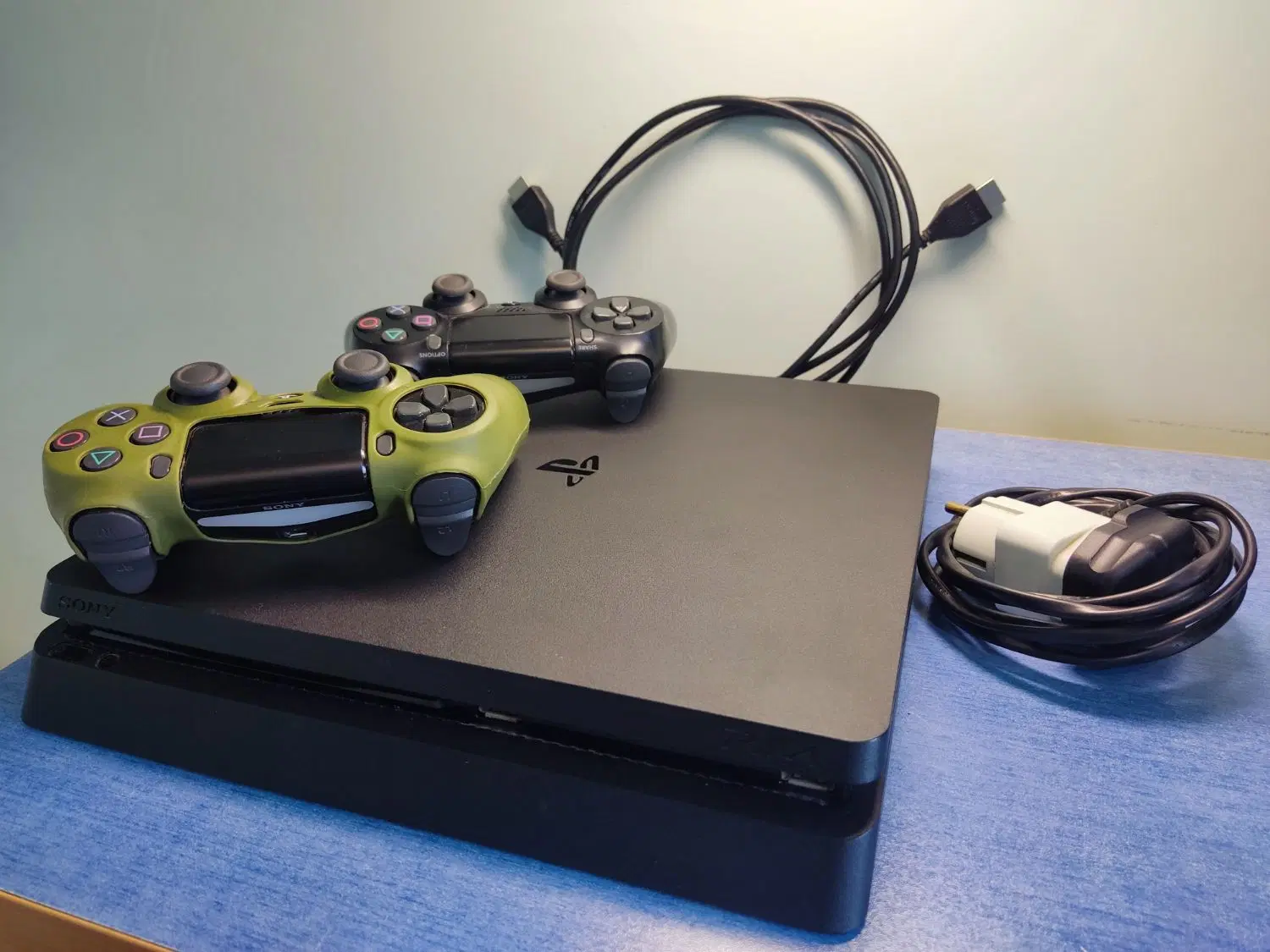 ps4 slim تمیز|کنسول، بازی ویدئویی و آنلاین|تهران, گلستان (شهرک راه آهن)|دیوار