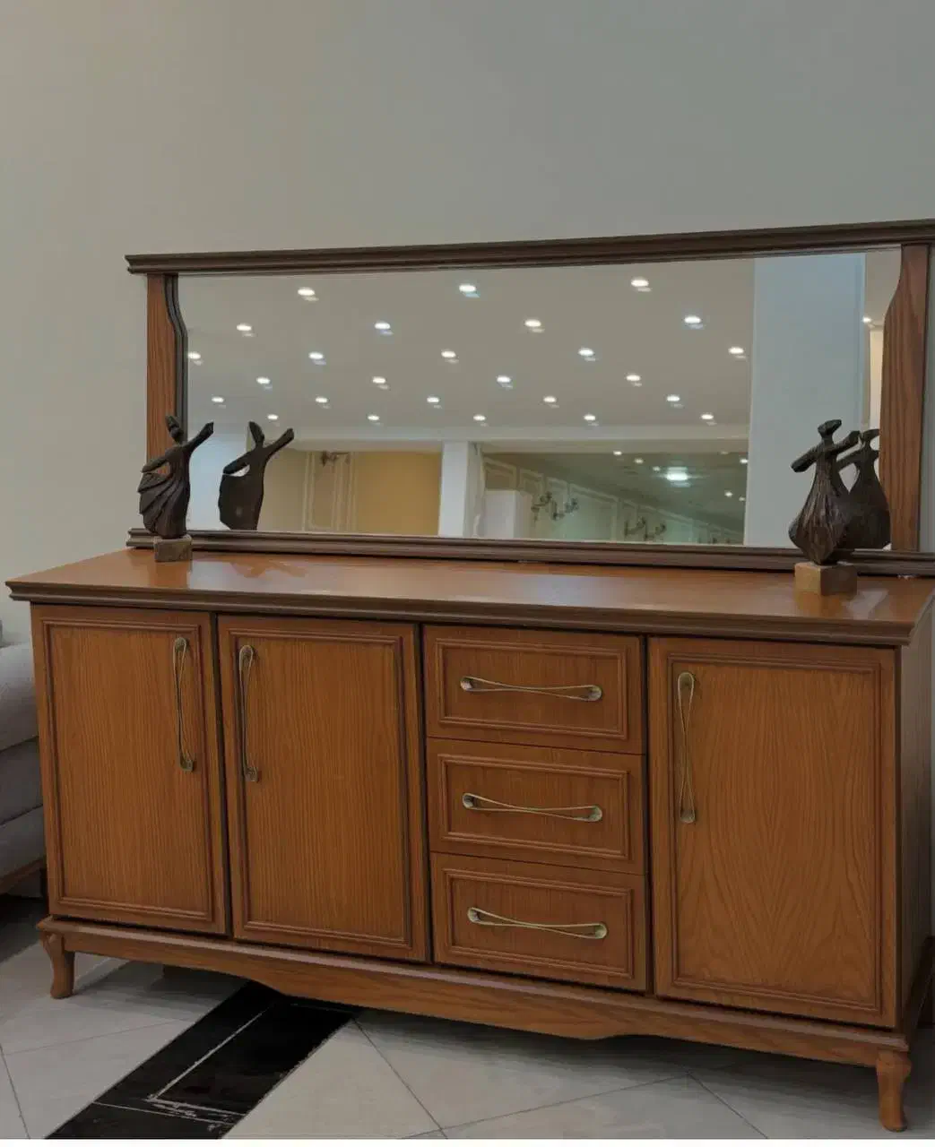 کارگر ساده یا زیرکارچی نیازمندم|استخدام صنعتی، فنی، مهندسی|تهران, فدک|دیوار