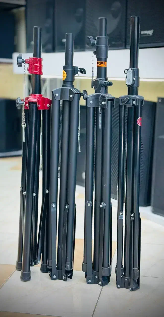 پایه باند پسیو پایه میکروفن پایه وینچ دایناکورد|سیستم صوتی خانگی|قم, آذر (نکویی)|دیوار