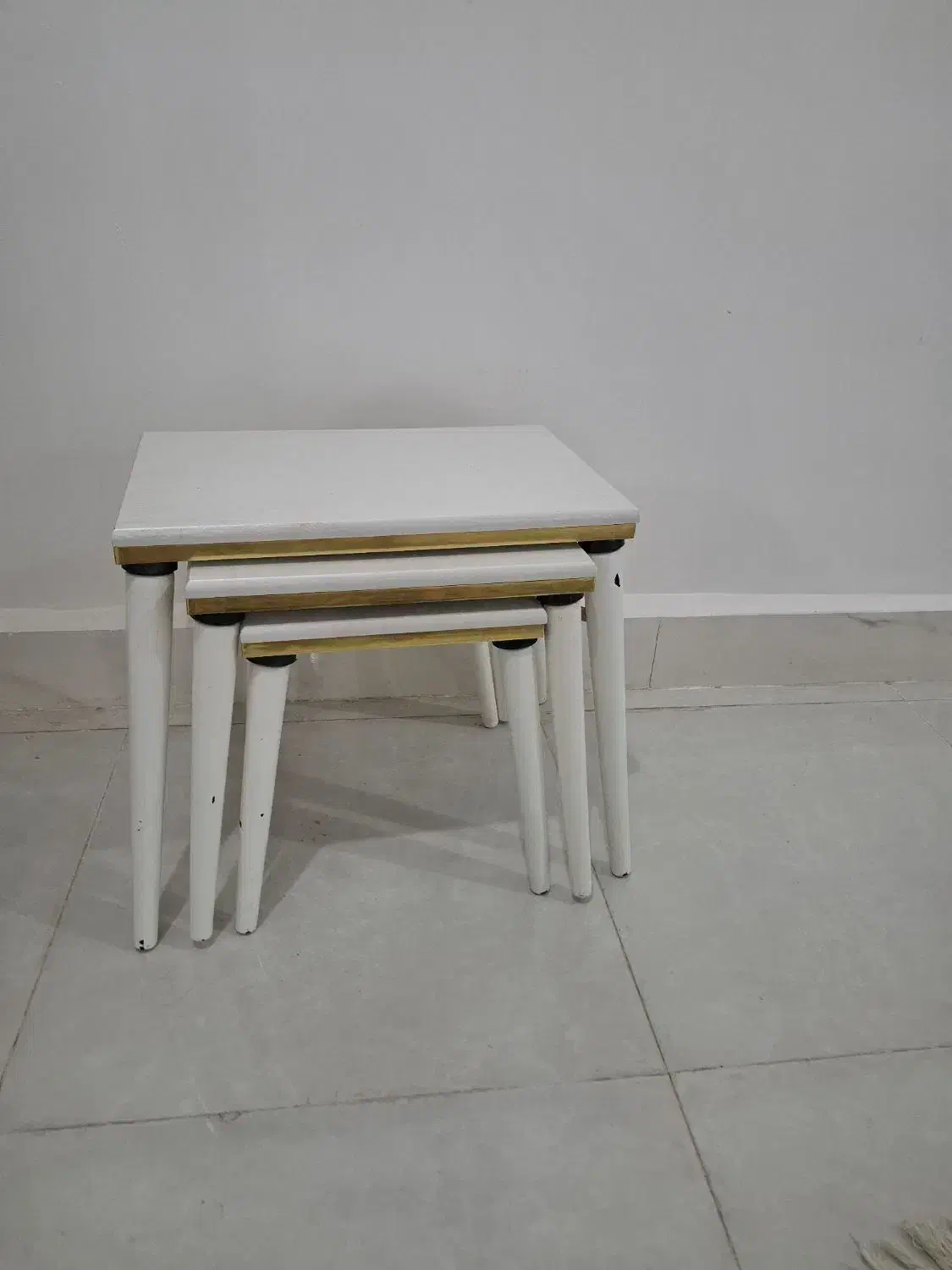 به علت ترک مکان|مبلمان خانگی و میز عسلی|باغ ملک, |دیوار