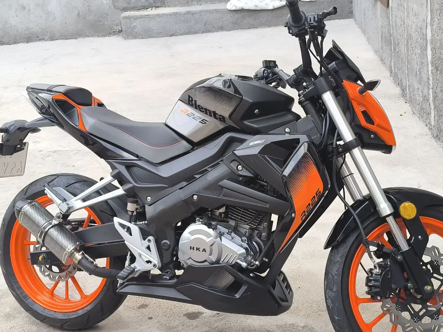 موتور بلنتا r225|موتورسیکلت|میانه, |دیوار