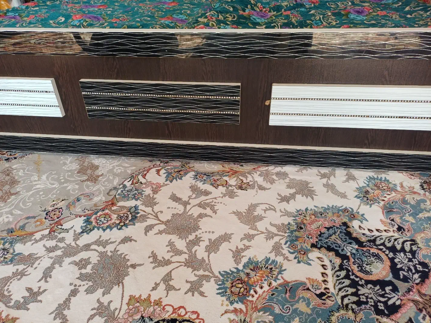 تخت خواب|تخت و سرویس خواب|مهربان, |دیوار