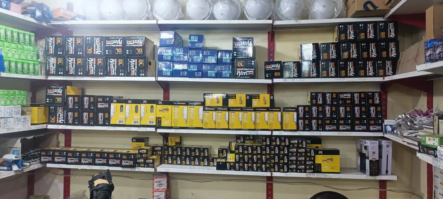 فروش کلیه لوازم یک باب مغازه الکتریکی با سرقفلی|فروشگاه و مغازه|چابهار, |دیوار