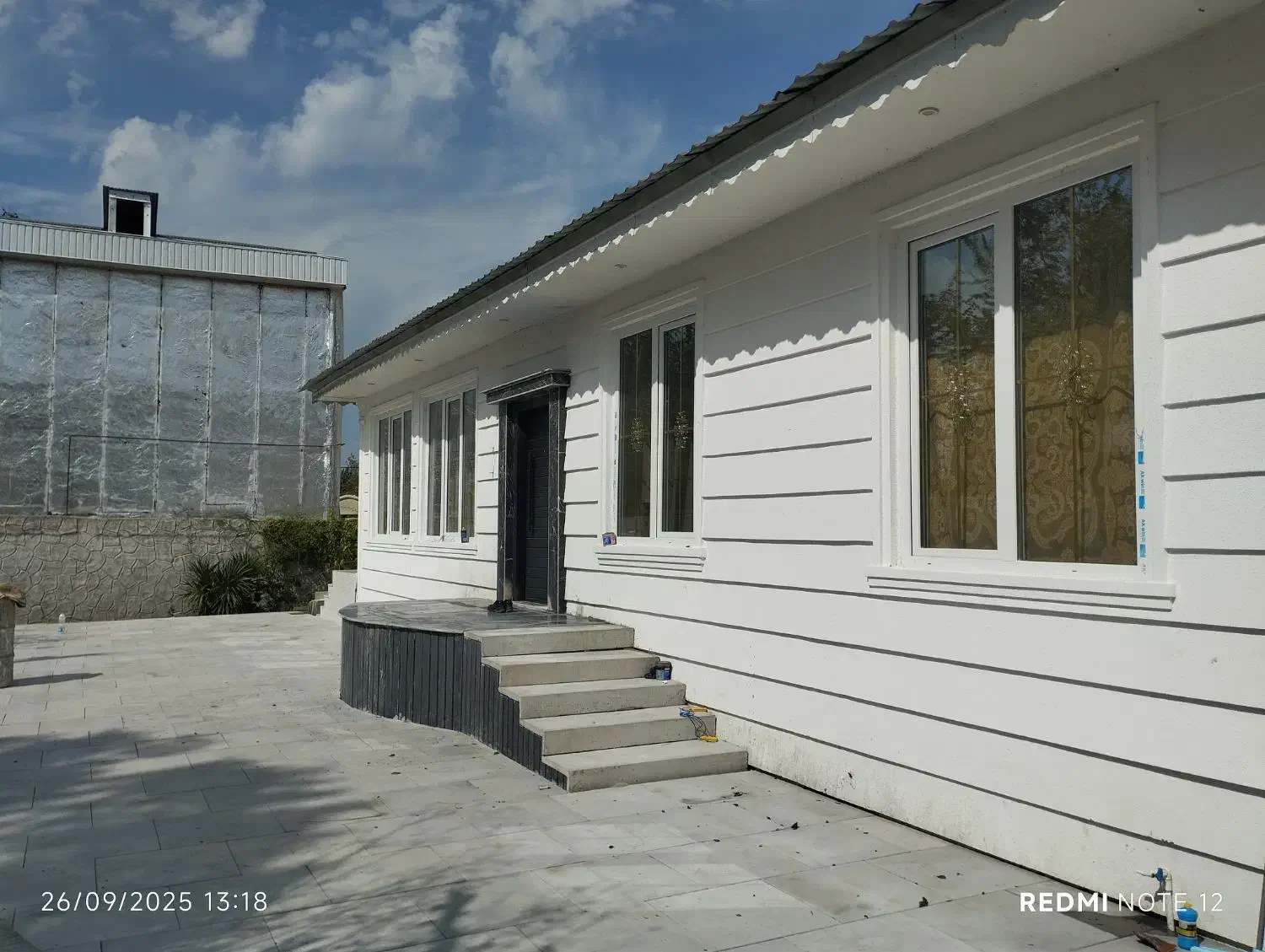 کاشی کاری و سنگ کاری به قیمت مناسب|خدمات پیشه و مهارت|لاهیجان, کوی استادان|دیوار