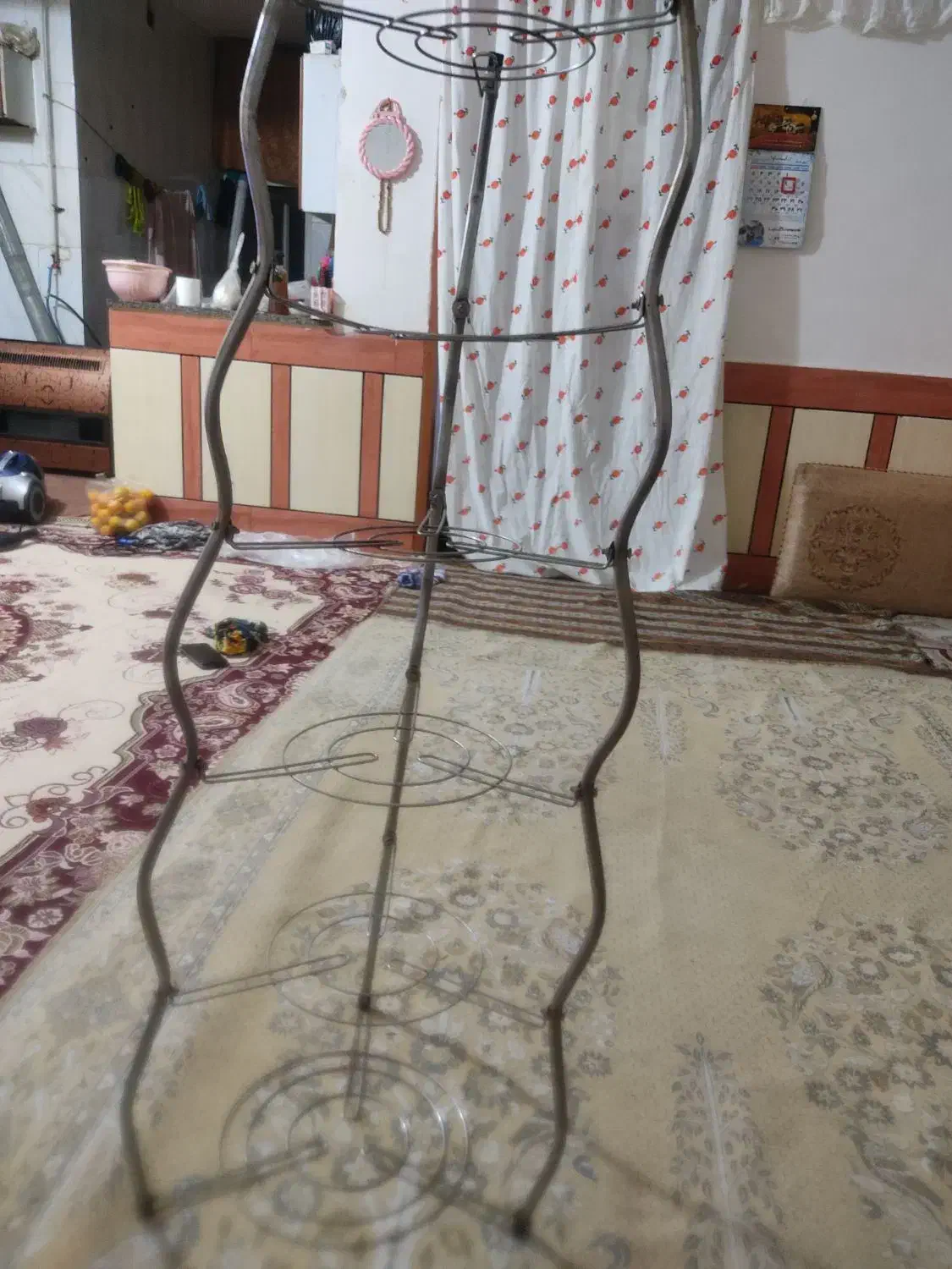 پایه قابلمه|آب‌چکان و نظم‌دهنده ظروف|دزفول, |دیوار