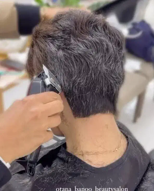 خریدار موی طبیعی کات نشده از سر در هر سایز و رنگی|خدمات آرایشگری و زیبایی|تهران, خرمشهر|دیوار