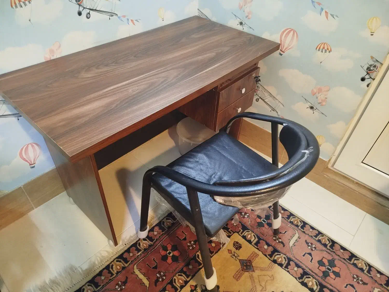 میزتحریر و صندلی|میز تحریر و کامپیوتر|قم, پردیسان|دیوار