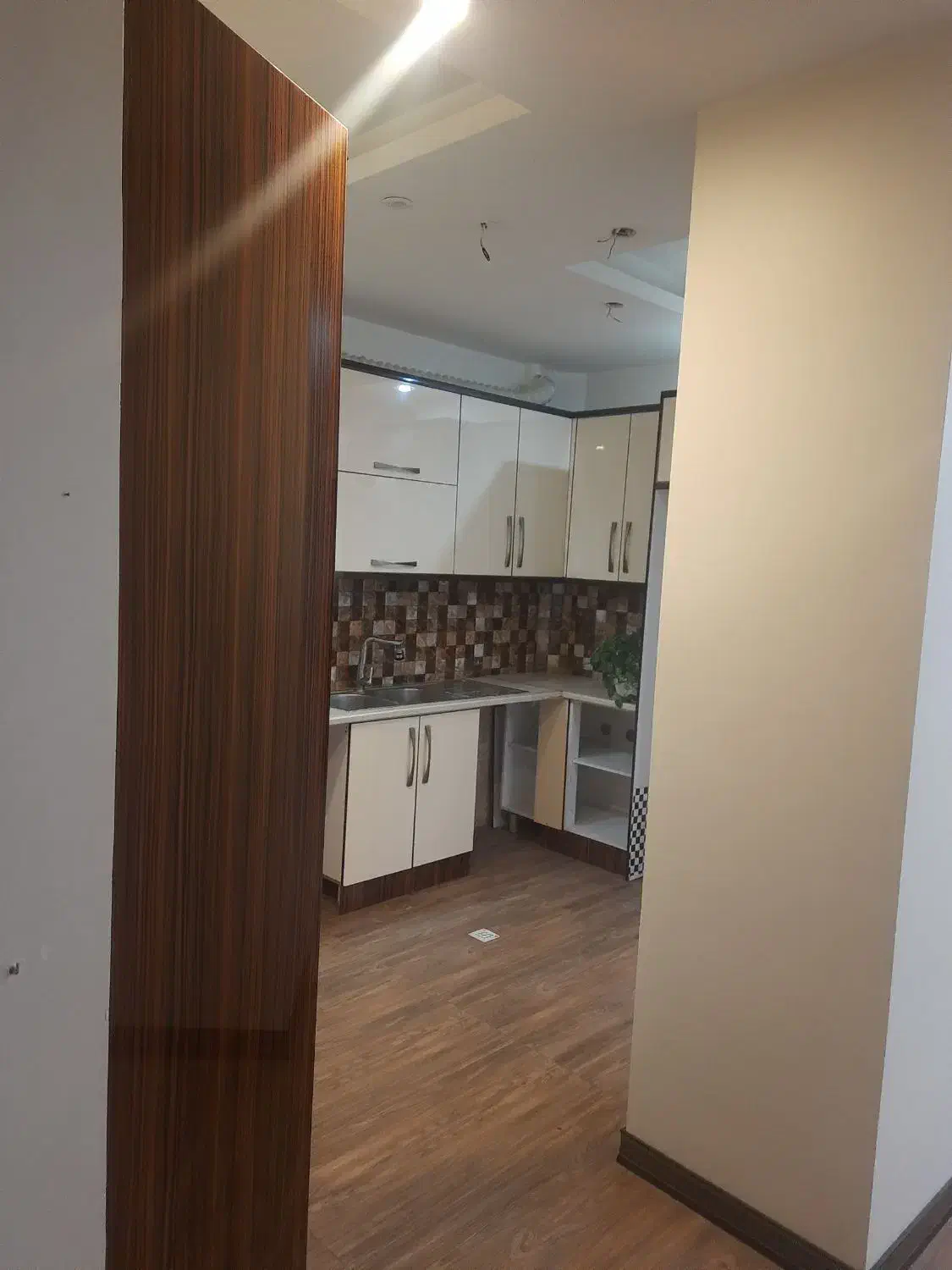 کابینت های گلس بدون خط و خش|مصالح و تجهیزات ساختمان|کرج, شهرک احمدیه‎|دیوار