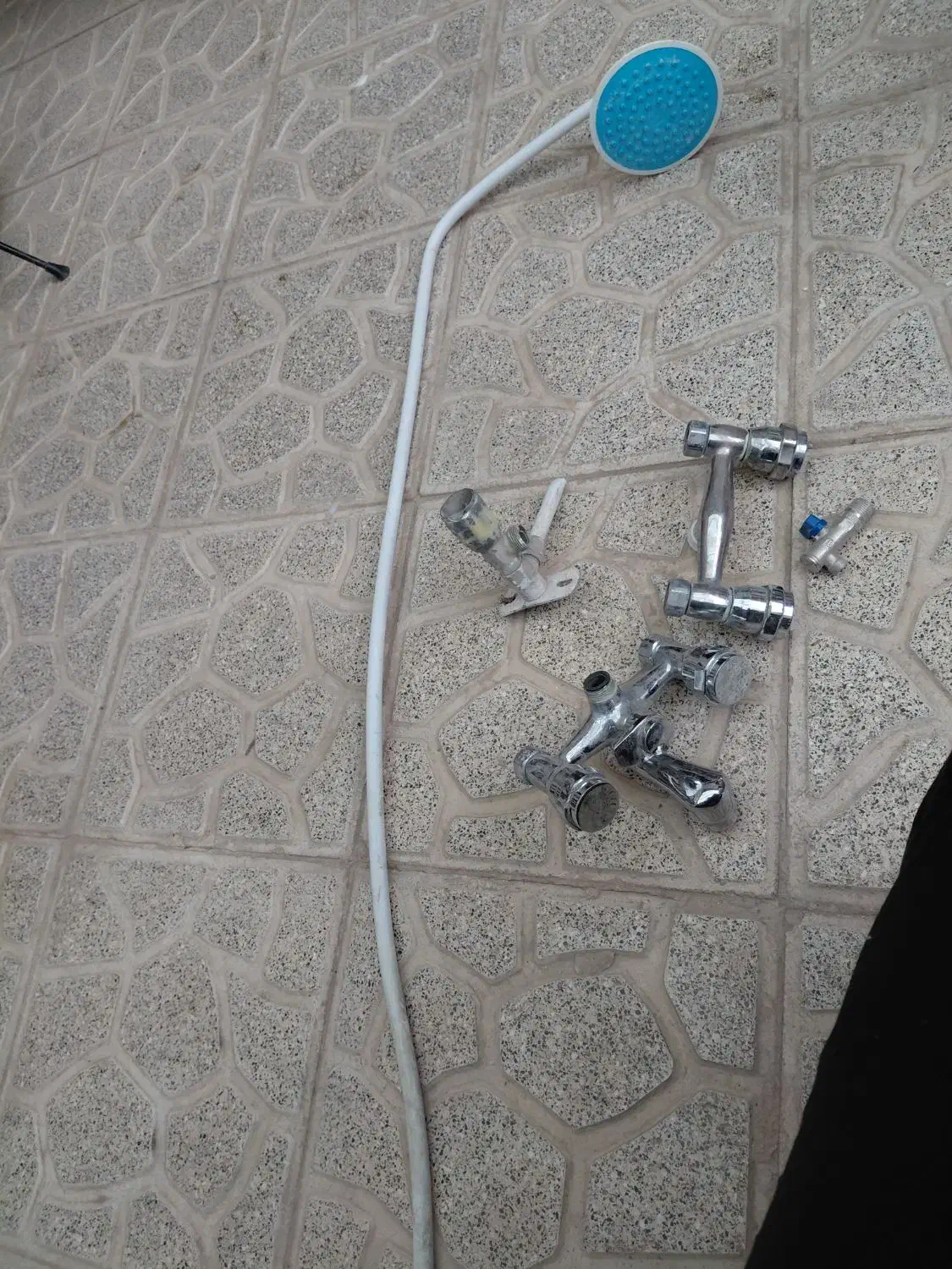 شیرآلات درحد نو|لوازم سرویس بهداشتی|مشهد, رسالت|دیوار