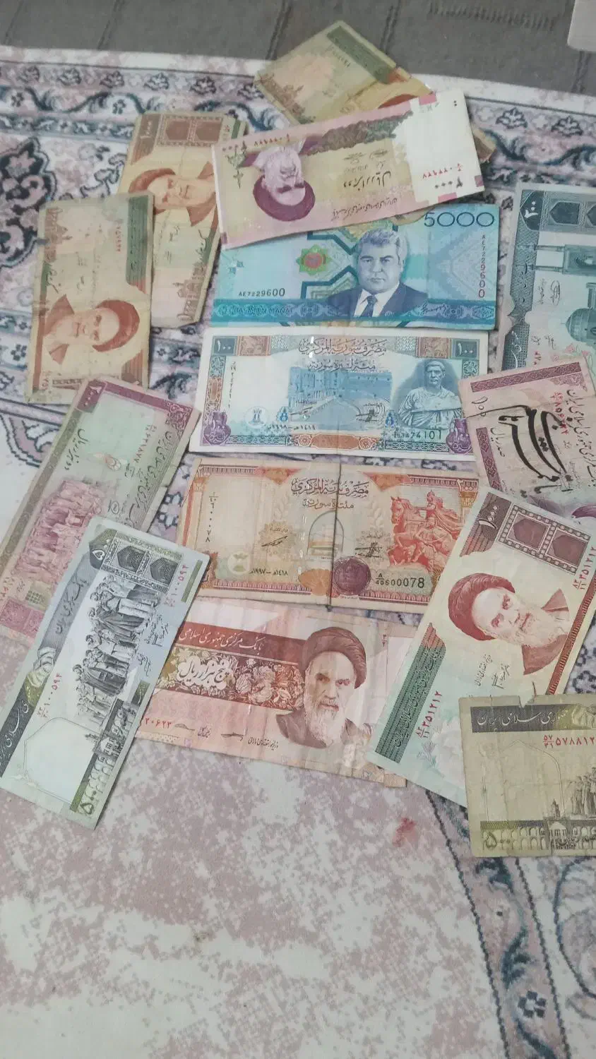 سکهای قدیمی اسکناسم همش قدیمی|کلکسیون سکه، تمبر، اسکناس|مشهد, طلاب|دیوار