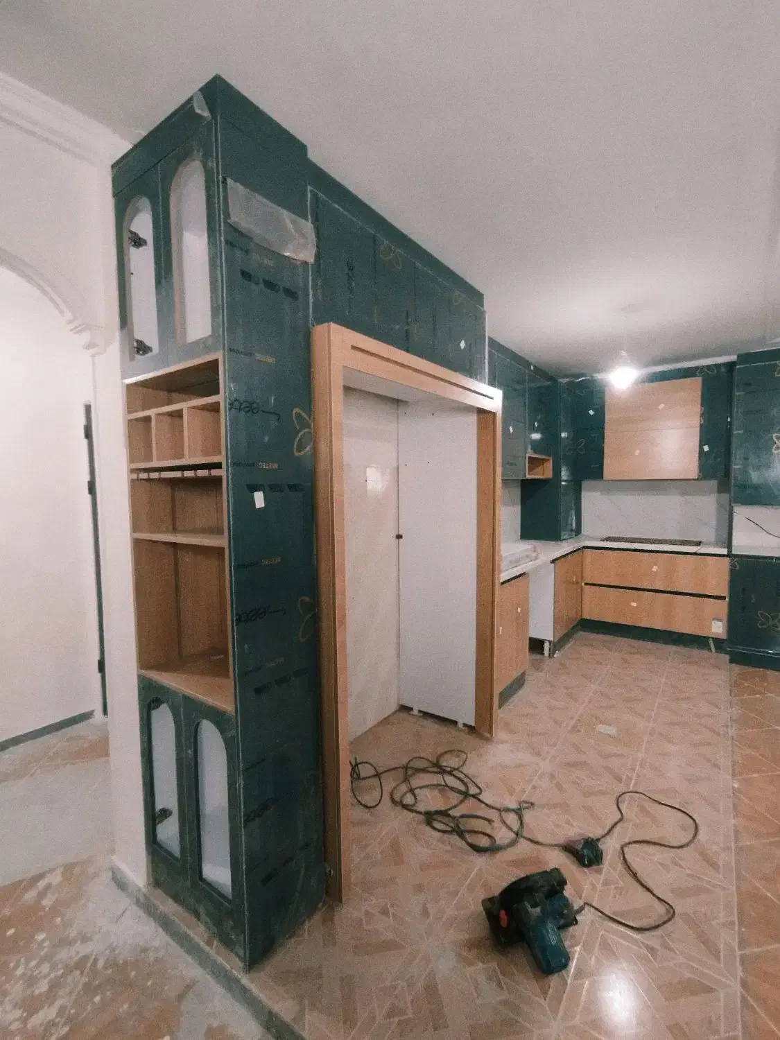 کابینت  چکی شش ماهه|خدمات پیشه و مهارت|همدان, |دیوار