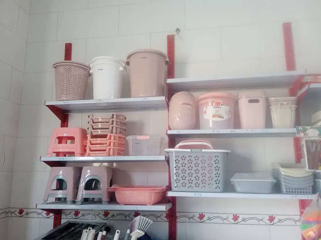 انواع ظروف پلاستیکی|ظروف نگهدارنده، پلاستیکی، یک‌بارمصرف|شیراز, شاپورجان|دیوار