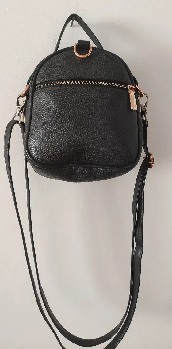 دو عدد کیف با هم صد|کیف، کفش، کمربند|شاهرود, |دیوار