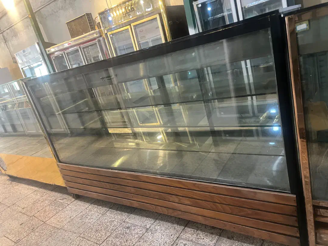 یخچال اکواریومی سه متری|فروشگاه و مغازه|مشهد, خین عرب|دیوار