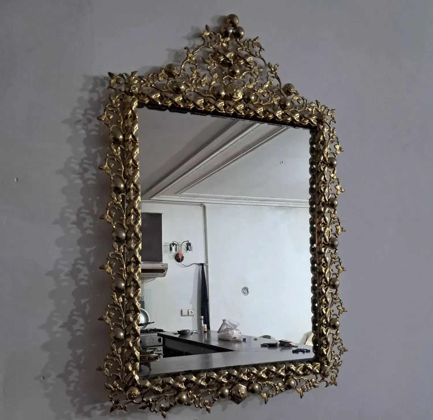 تعدادی برنز اصل وسنگین قدیمی. سماورآینه گلدان|کلکسیون اشیاء عتیقه|خرم‌آباد, |دیوار