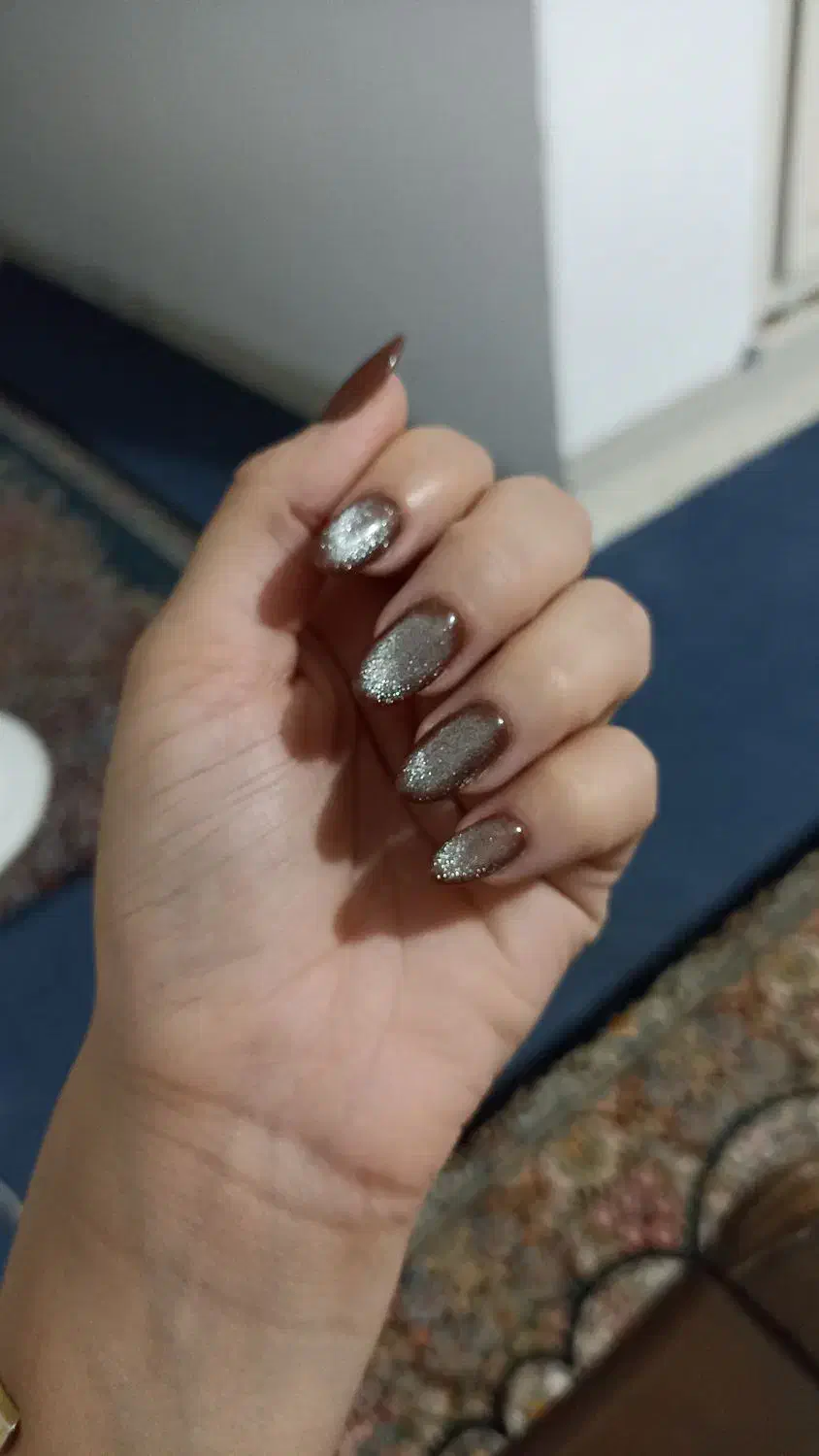 زیبایی ناخن|خدمات آرایشگری و زیبایی|نرماشیر, |دیوار