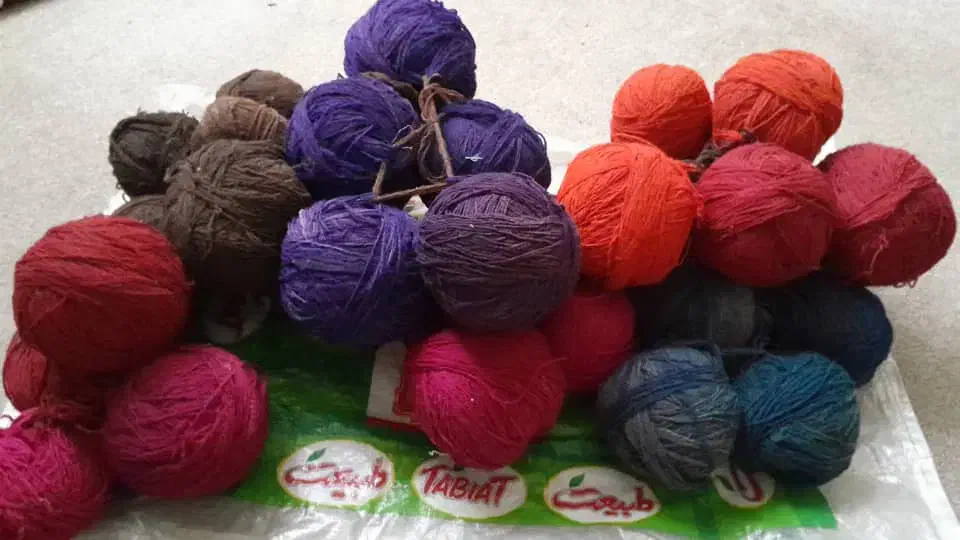 نخ پشم ریس|چرخ خیاطی و ریسندگی|زرین آباد, |دیوار