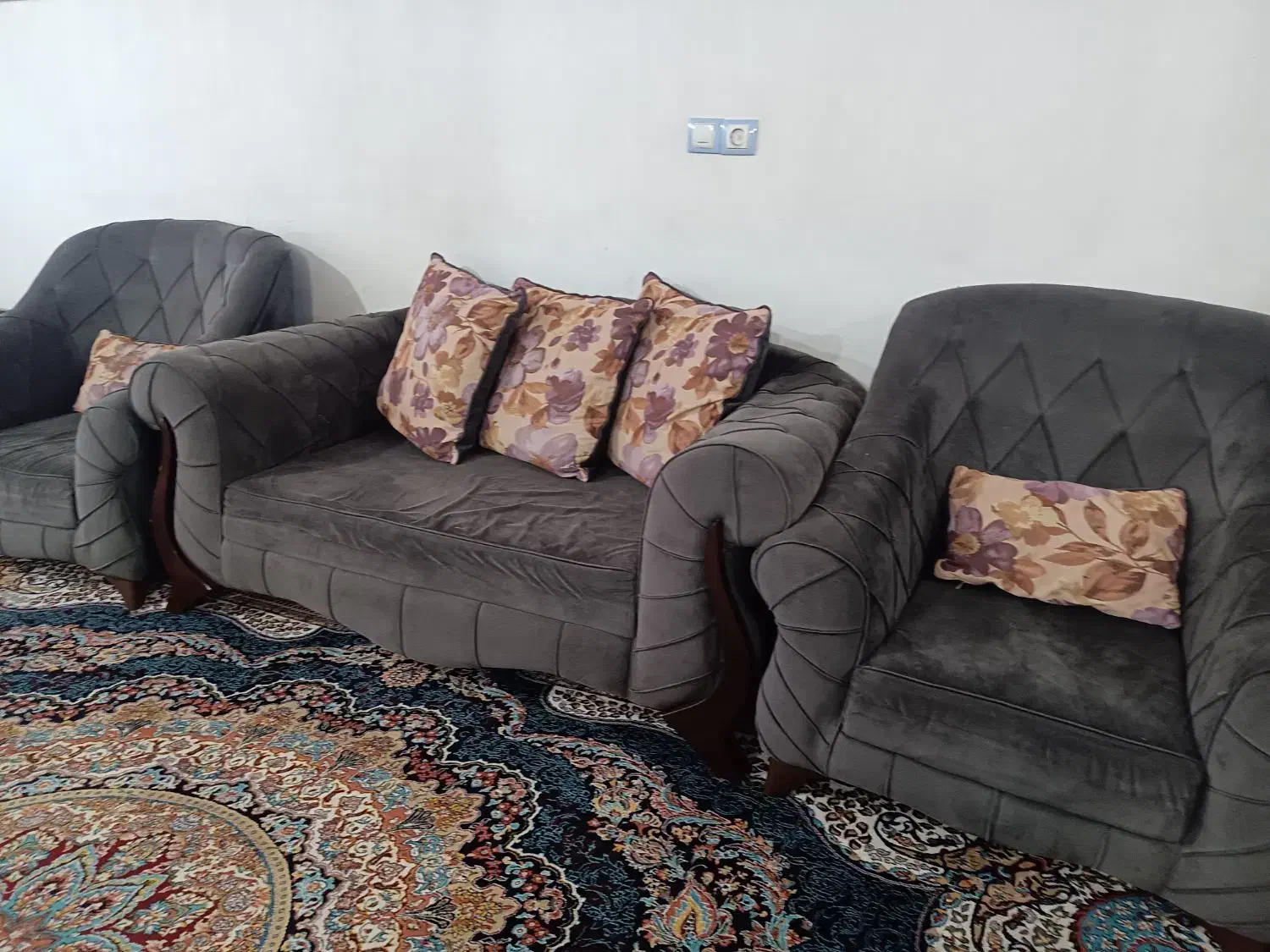 مبلمان راحتی|مبلمان خانگی و میز عسلی|اهواز, کوی رمضان|دیوار