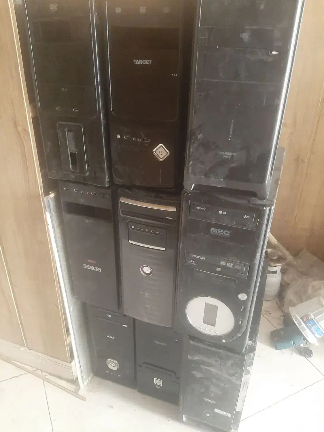 فروش کامپیوتر  تعداد و تک گیم نت|رایانه رومیزی|اسلام‌شهر, شهرک قائمیه|دیوار