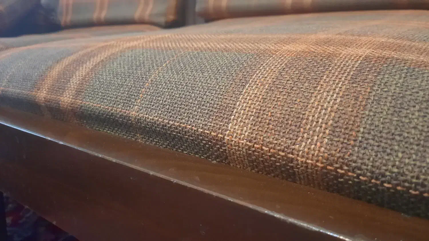 مبل چوبی و میز پذیرایی چوبی|مبلمان خانگی و میز عسلی|تهران, بلوار کشاورز|دیوار