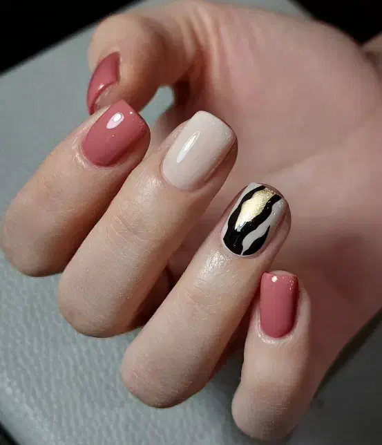 کاشت ناخن مژه بافت مو متریال عالی|خدمات آرایشگری و زیبایی|قم, حقیقت|دیوار