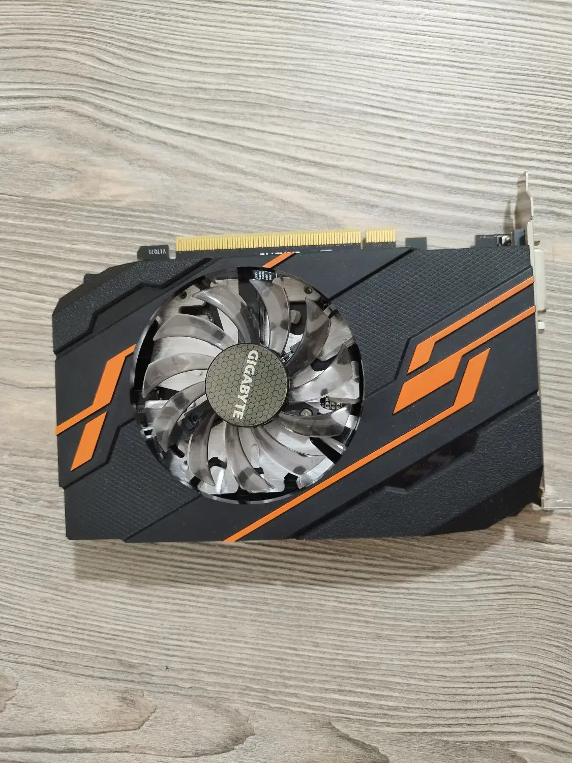 کارت گرافیک gt 1030 گیگابایت گیمینگ|قطعات و لوازم جانبی رایانه|همدان, |دیوار