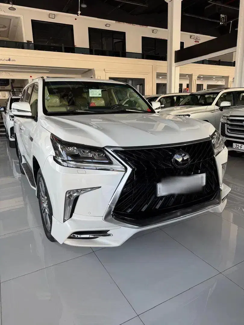 لکسوس 570 مدل ۲۰۱۶ گذر موقت|خودرو سواری و وانت|تهران, سعادت‌آباد|دیوار