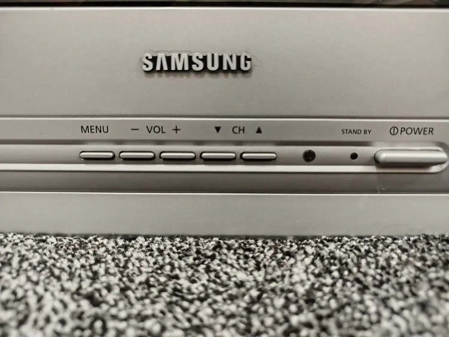 فروش تلویزیون ۱۴ اینچ سامسونگ|تلویزیون و پروژکتور|اهواز, کیانشهر|دیوار