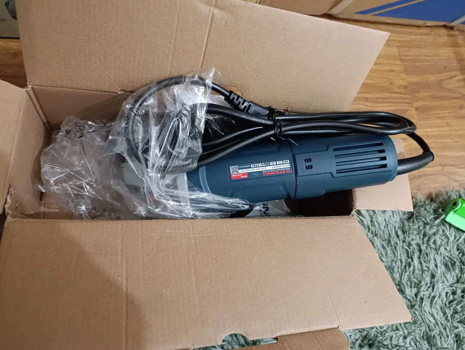 سنگ‌برقی‌مینی|ابزارآلات|گلوگاه, |دیوار