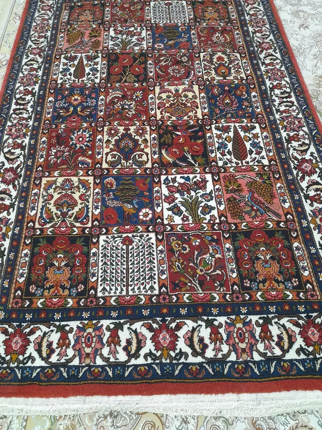 قالی دست بافت|فرش|شهرکرد, |دیوار