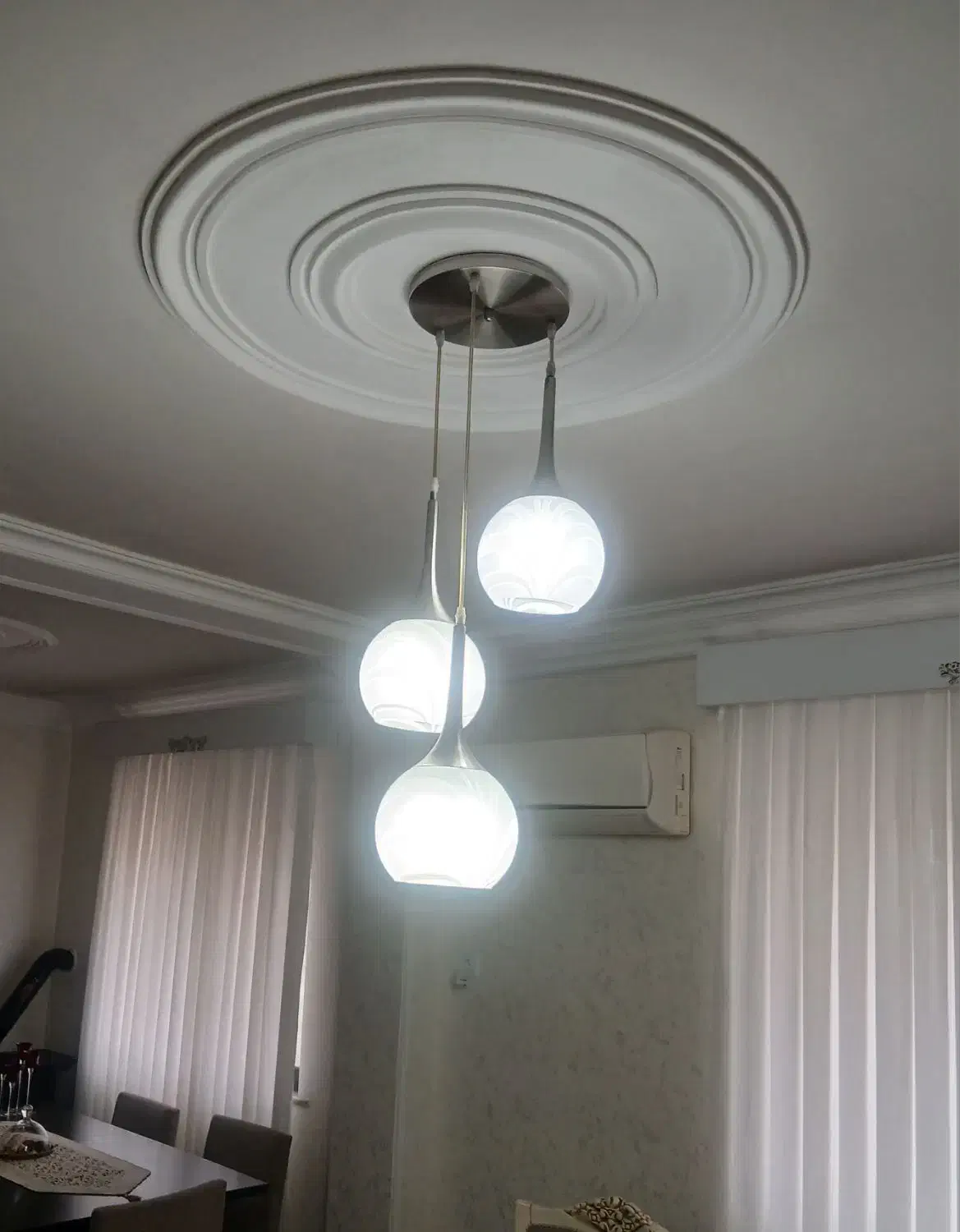 لوستر|لوستر و چراغ آویز|رشت, دیانتی|دیوار