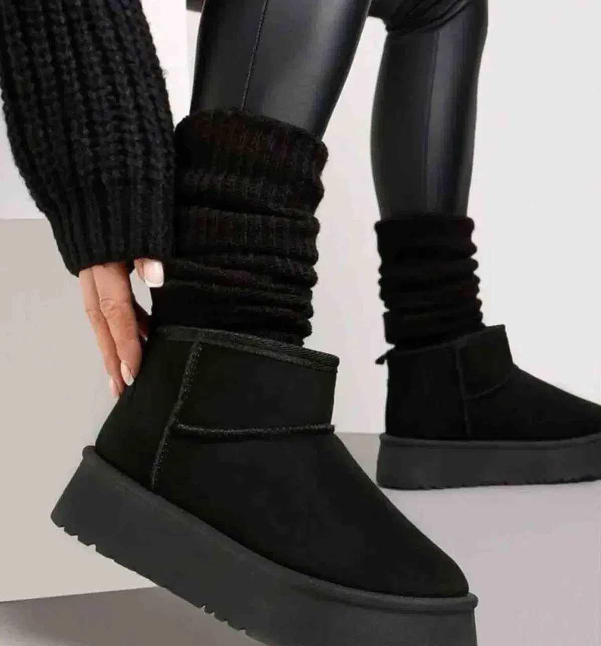 لگ وارمر بافت|لباس|کرمانشاه, |دیوار