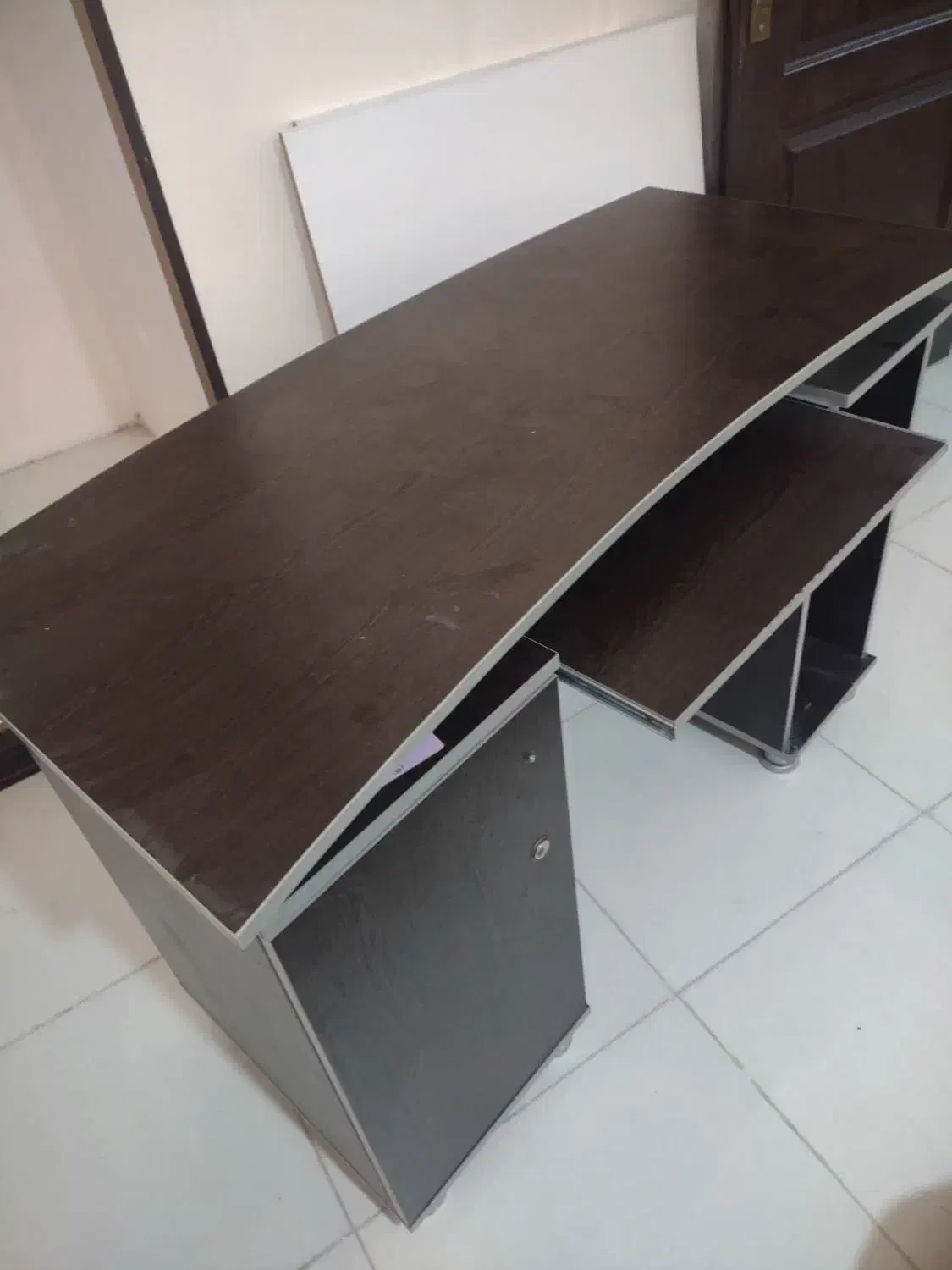 میز کامپیوتر در حد نو|میز تحریر و کامپیوتر|کرج, شهرک سپهر|دیوار