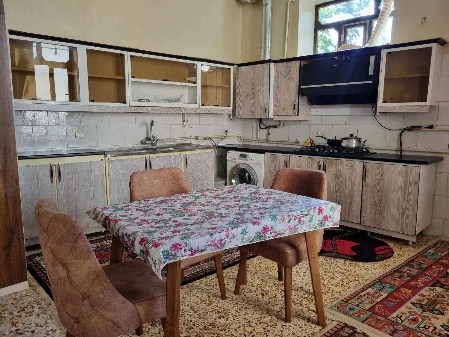 کابینت|مصالح و تجهیزات ساختمان|ایوان, |دیوار